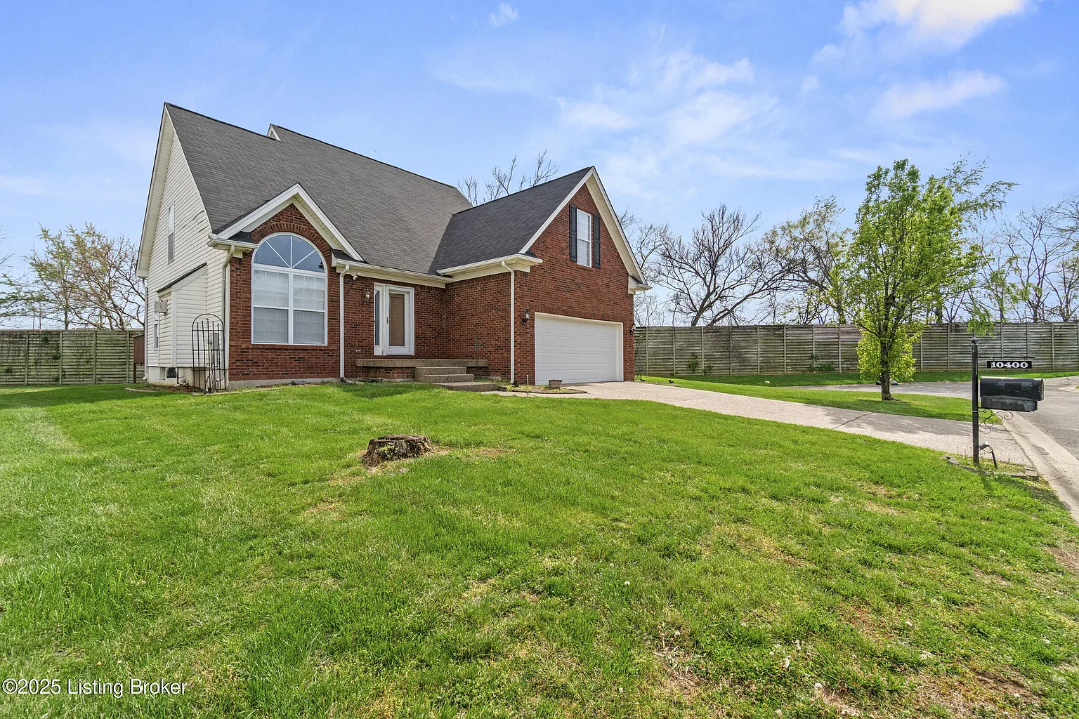 10400 Leddenton Way photo 1