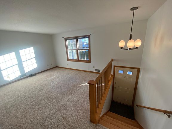 4th image of 3129 W 38th St