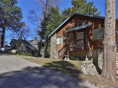 198 Pine Ridge Rd, Crestline, CA, 92325