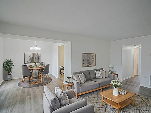 2nd image of 6 Canterbury Sq #301B