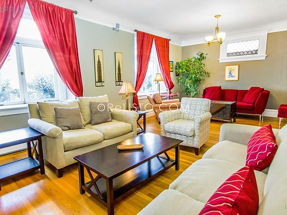 4th image of 379 Frederick St APT 2