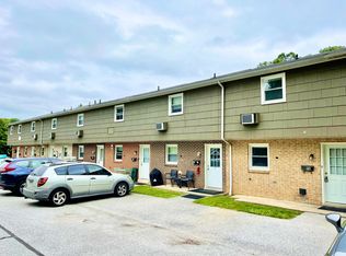 42 Pleasant St, Glen Rock, PA 17327