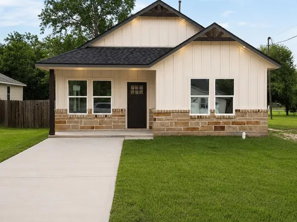 822 Ross St, La Marque, TX 77568