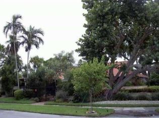 2045 NE 198th Ter, North Miami Beach, FL 33179