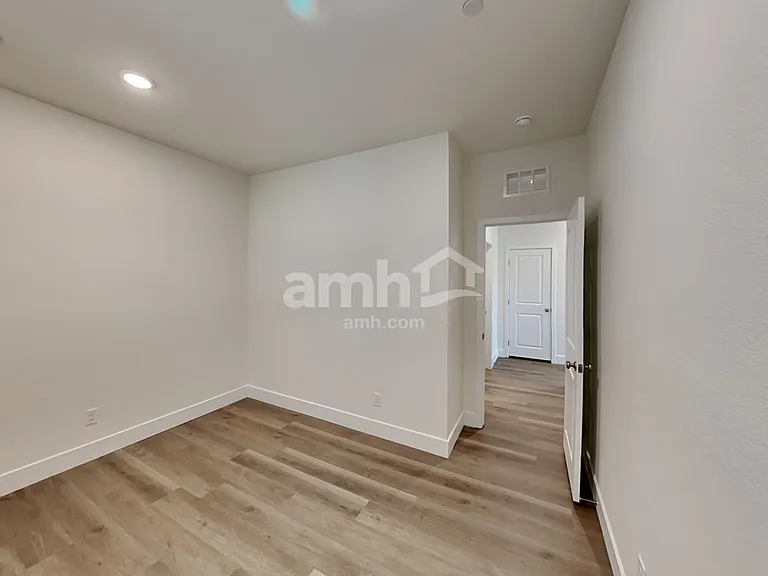 145 Nico Azalea Ln — Photo 12