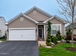 171 Wintergreen Dr, Manalapan, NJ 07726