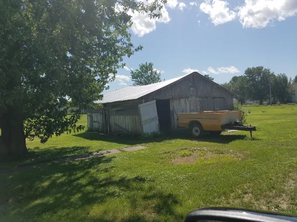 103 E Hampshire St, Elvaston, IL 62334