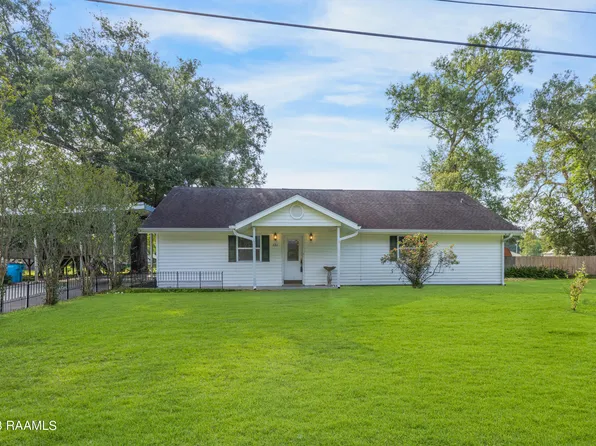 121 Darwin Rd, Franklin, LA 70538