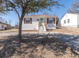 1733 Melba Ct, River Oaks, TX 76114