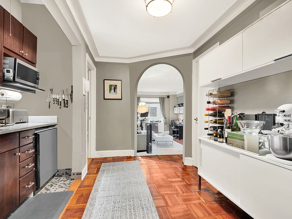 1st image of 25 Central Park W APT 9U