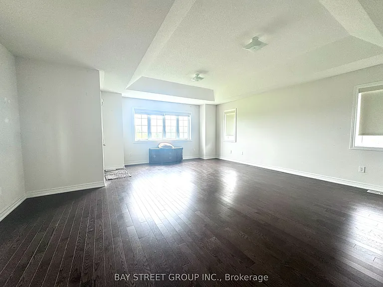 1003 Green St — Photo 12
