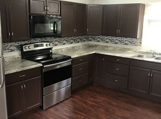 20 Derby Ests APT 1, Rome, ME 04963