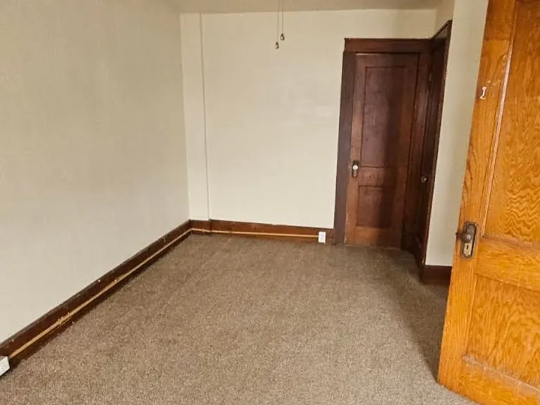 55 E Main St #7 — Photo 4
