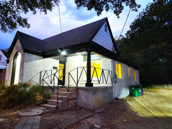 2114 N Elm St, Denton, TX 76201