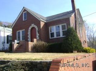 2201 Brown St, Alton, IL 62002