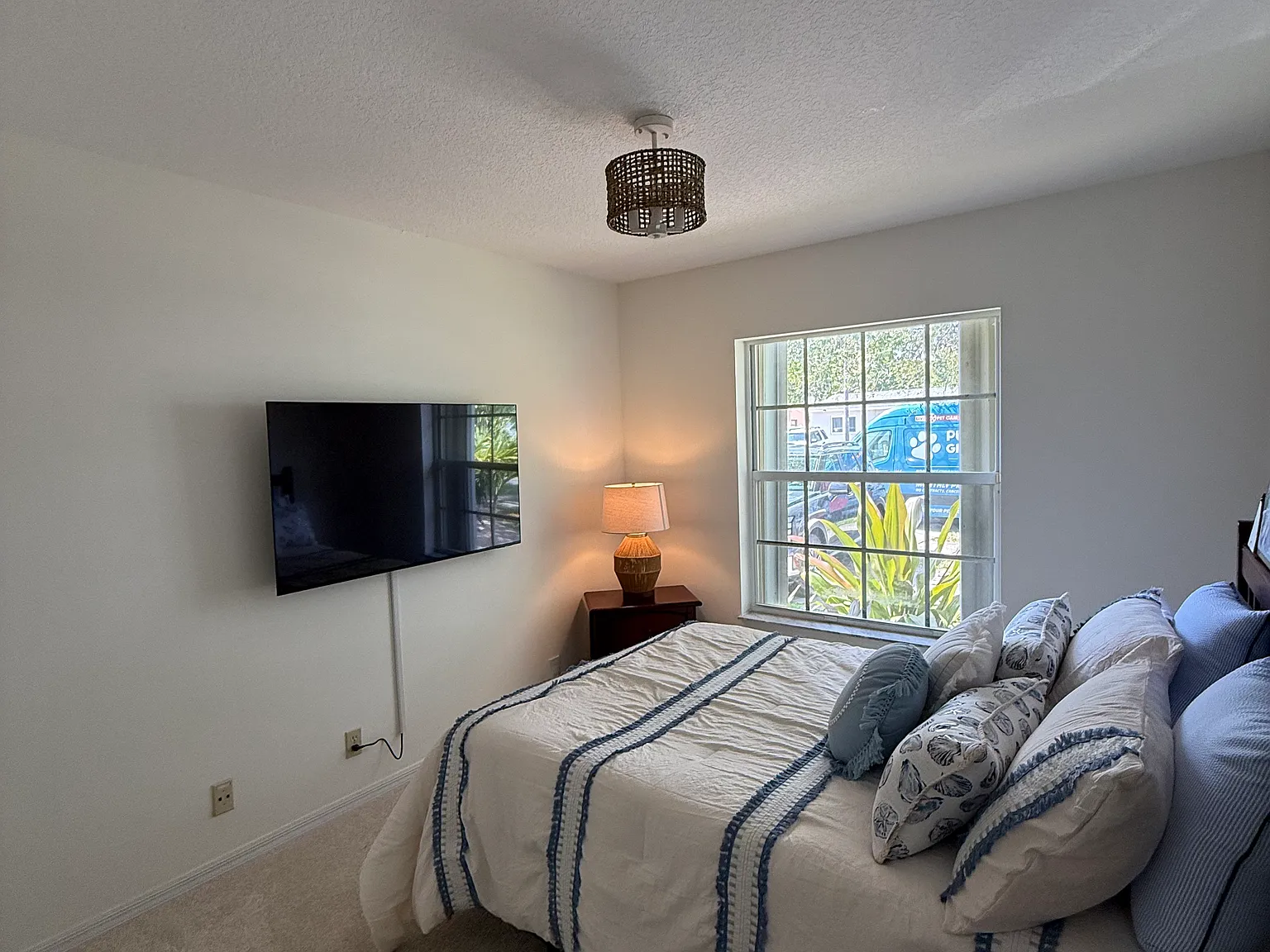 3 bed, 1726 sqft, $4,500 — Photo 4