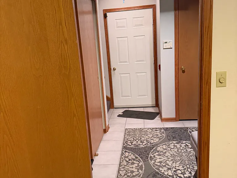 375 Kristin Ct W — Photo 5
