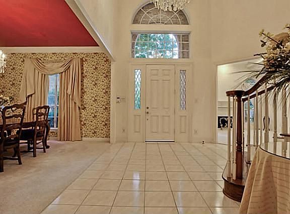 4th image of 2304 Forest Hills Ct