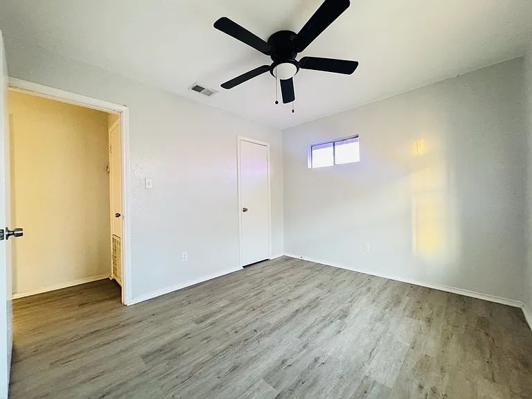 310 S 28th St #2 — Photo 9