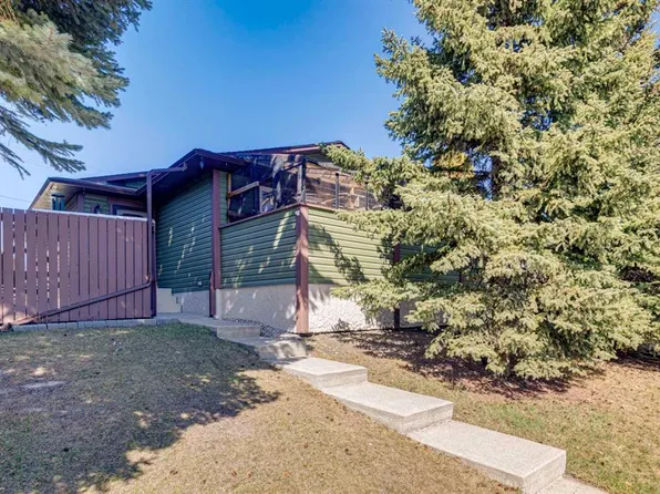 95 E McHugh Rd NE, Calgary, AB T2E 7R5