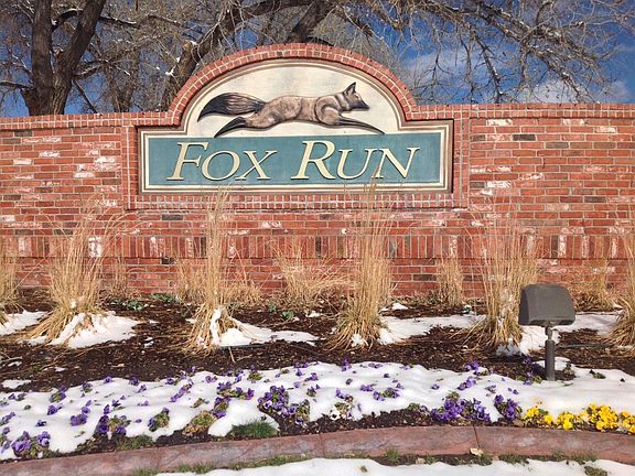 Neighborhood entrance