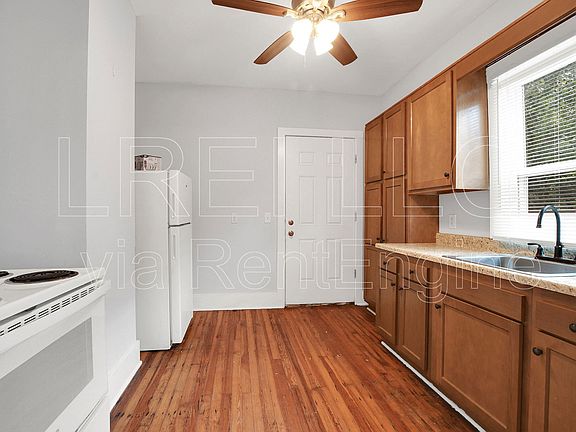 5th image of 1236 Manitau Ave