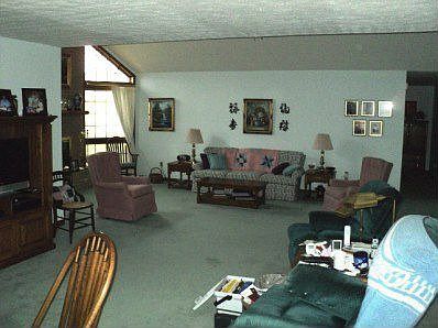 3rd image of 1090 Langeais Dr
