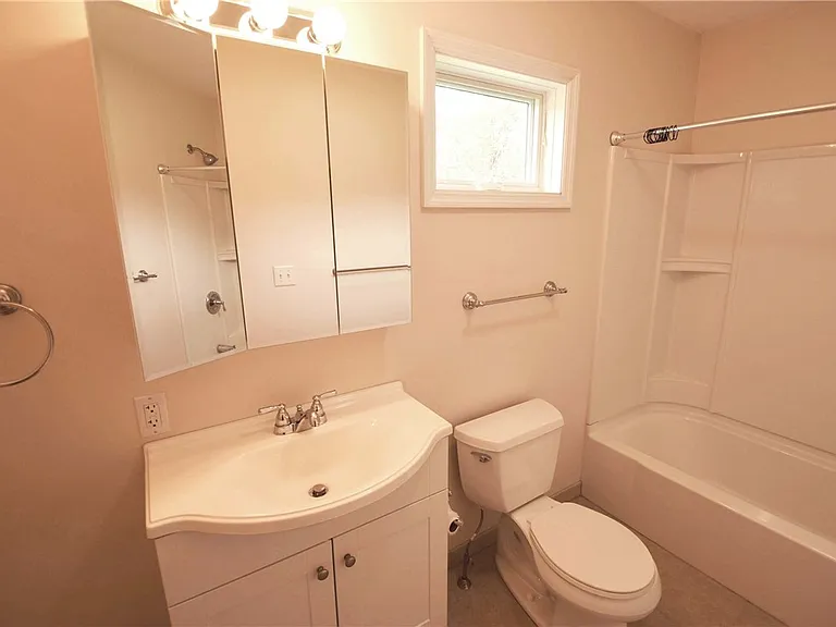 140 Bundy Rd #A — Photo 5