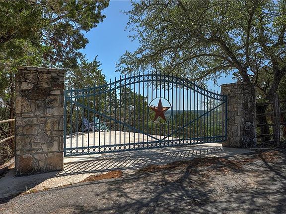 2nd image of 2540 Village Oak