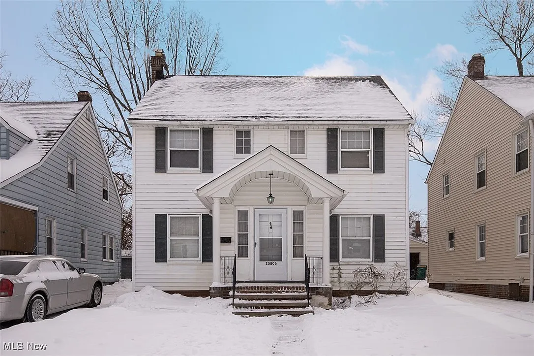 20806 Clare Ave photo 1