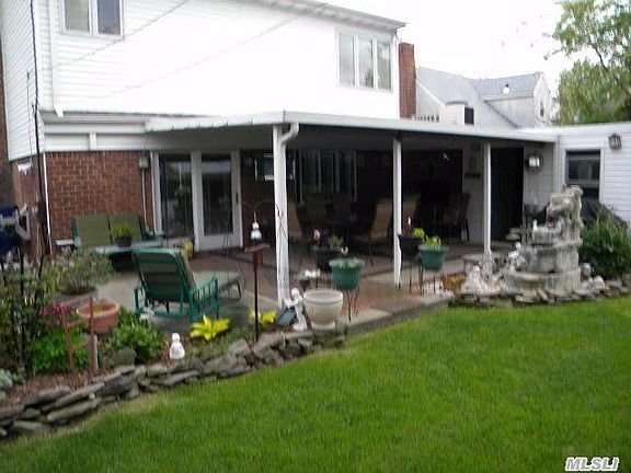 2nd image of 18 Peter Ln