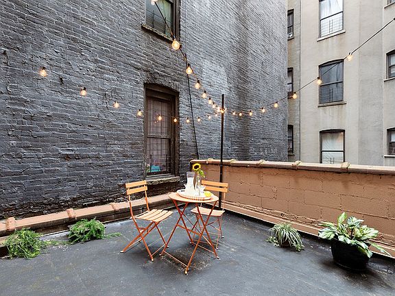 4th image of 1608 Amsterdam Ave APT 2D