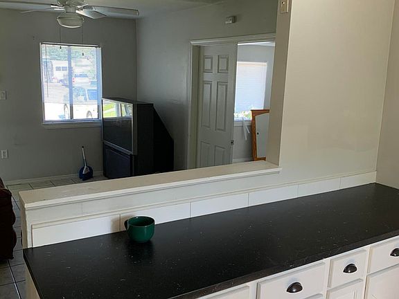 4th image of 4355 Coquina Ave