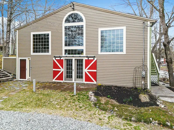 310 Ridge Road, Fairfield, ME 04975