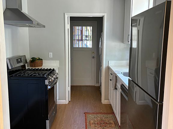 3rd image of 459 44th St #A