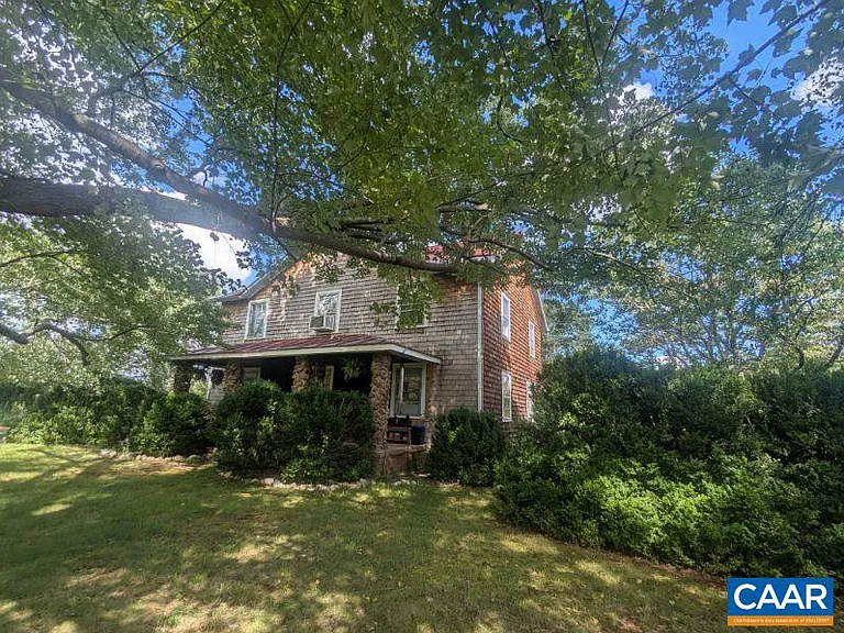 7416 Greenwood Station Rd — Photo 1