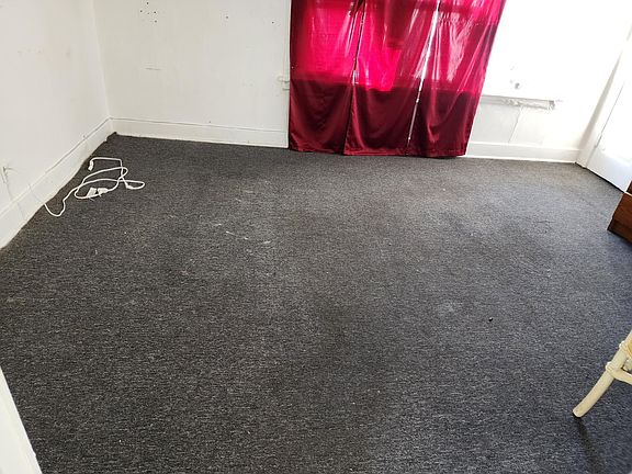 2nd image of 137 Grider St #2