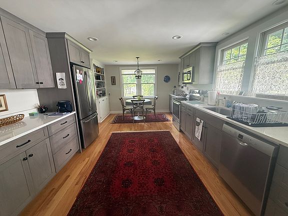 Kitchen with quartz countertops