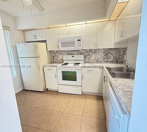 4th image of 207 Lake Pointe Dr APT 201