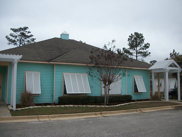 2nd image of 4325 Lindsey Ln #4325B