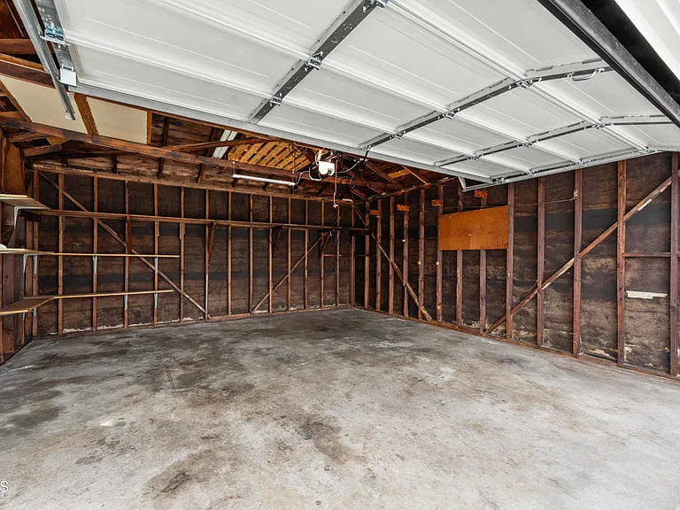3103 N Olive Ave — Photo 19