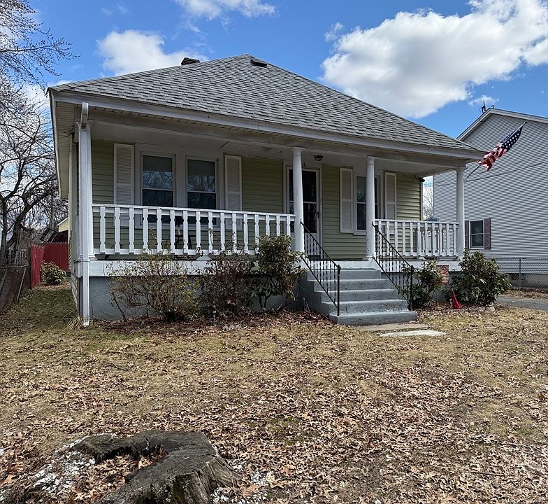 1st image of 145 Moxon St