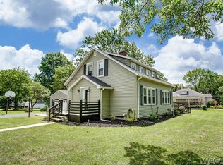 2590 Fulton Rd, Lima, OH 45805