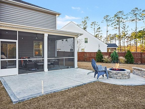 5th image of 329 Firewheel Ct