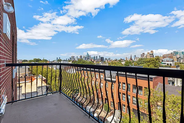 Sold by Douglas Elliman | media 8