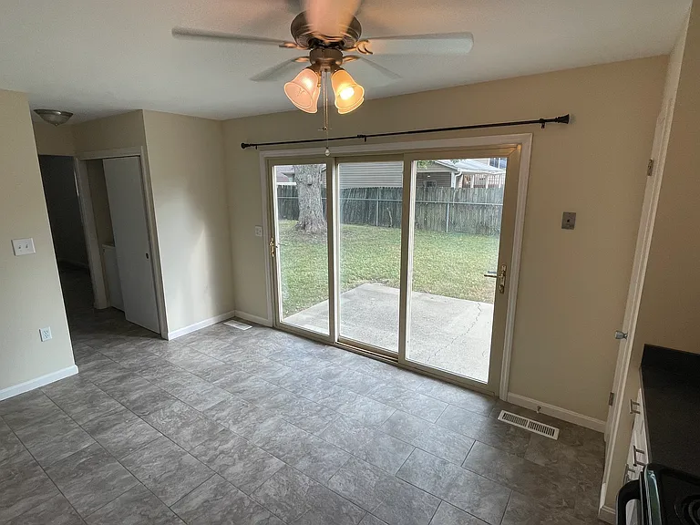4105 Oxmoor Rd — Photo 9