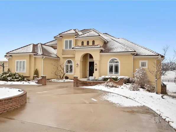 958 E 1900th Rd, Eudora, KS 66025