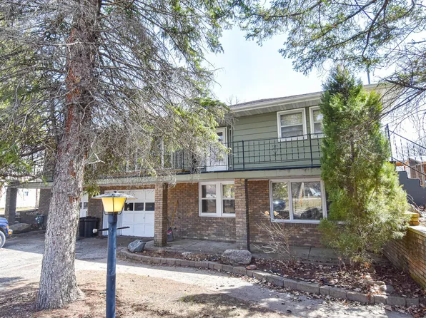 129 Bottineau Ave NE, Thief River Falls, MN 56750