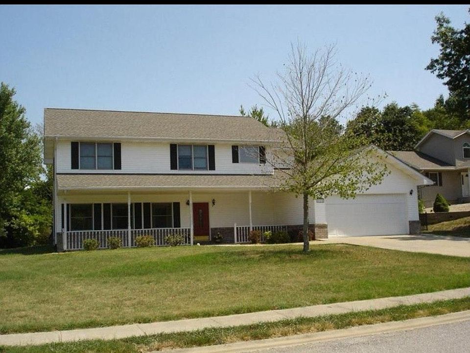 1st image of 605 Deer Lake Dr E
