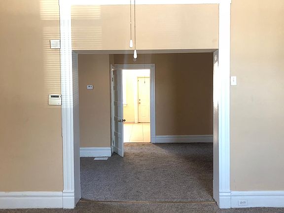 4th image of 4134 Iowa Ave